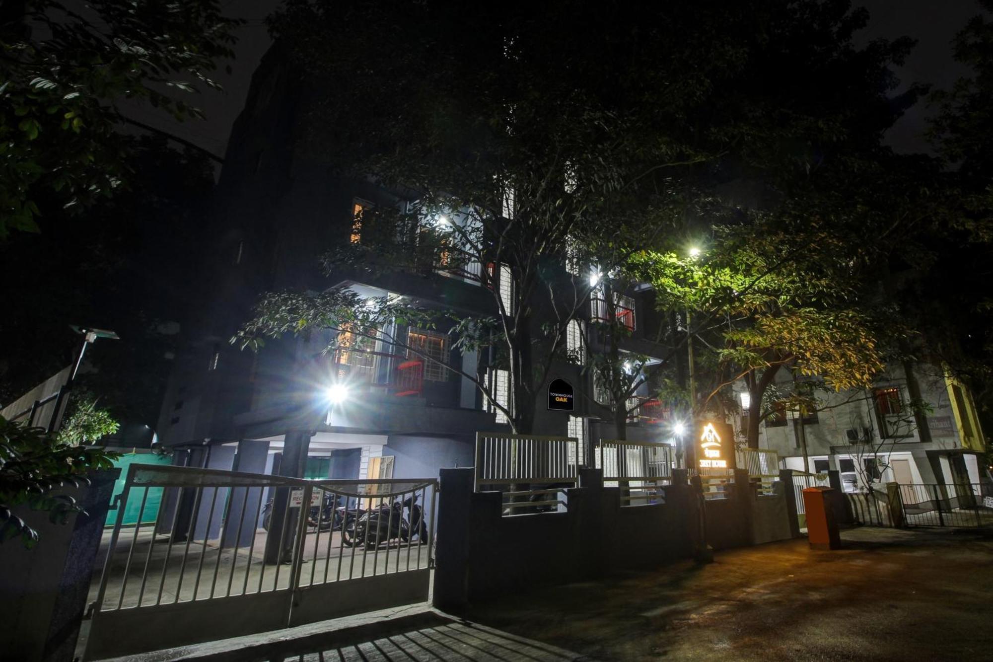 Super Collection O Grey House Hotel Poona Buitenkant foto