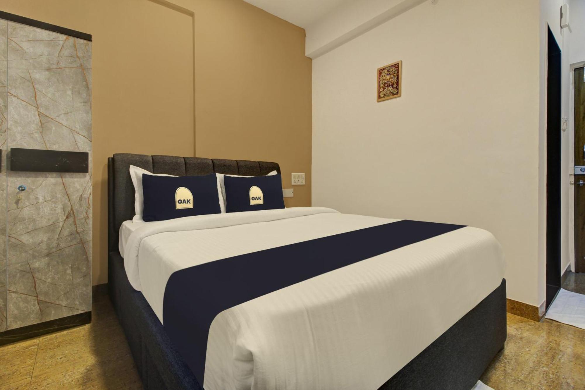 Super Collection O Grey House Hotel Poona Buitenkant foto